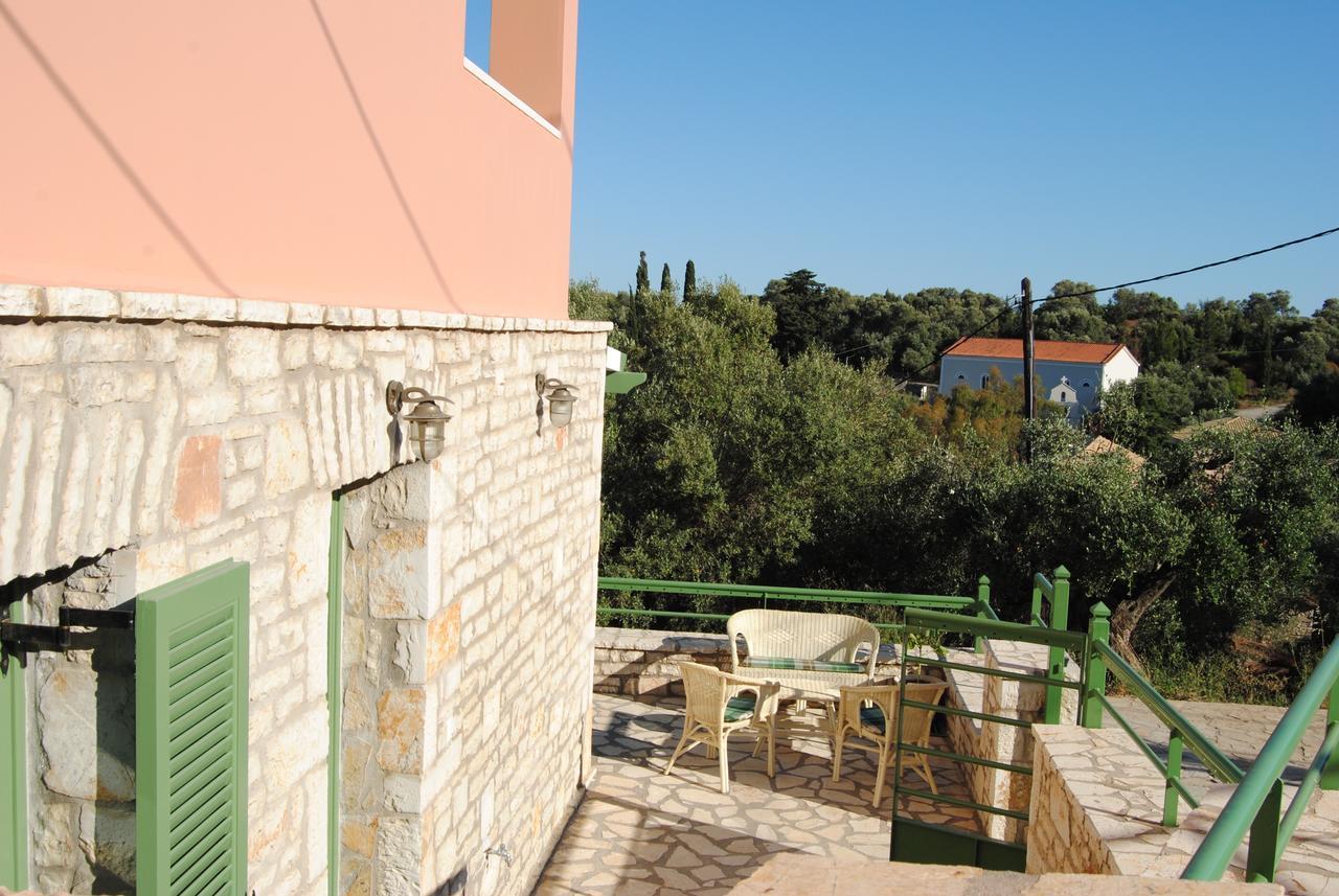 Villa Tati Kastos Екстериор снимка